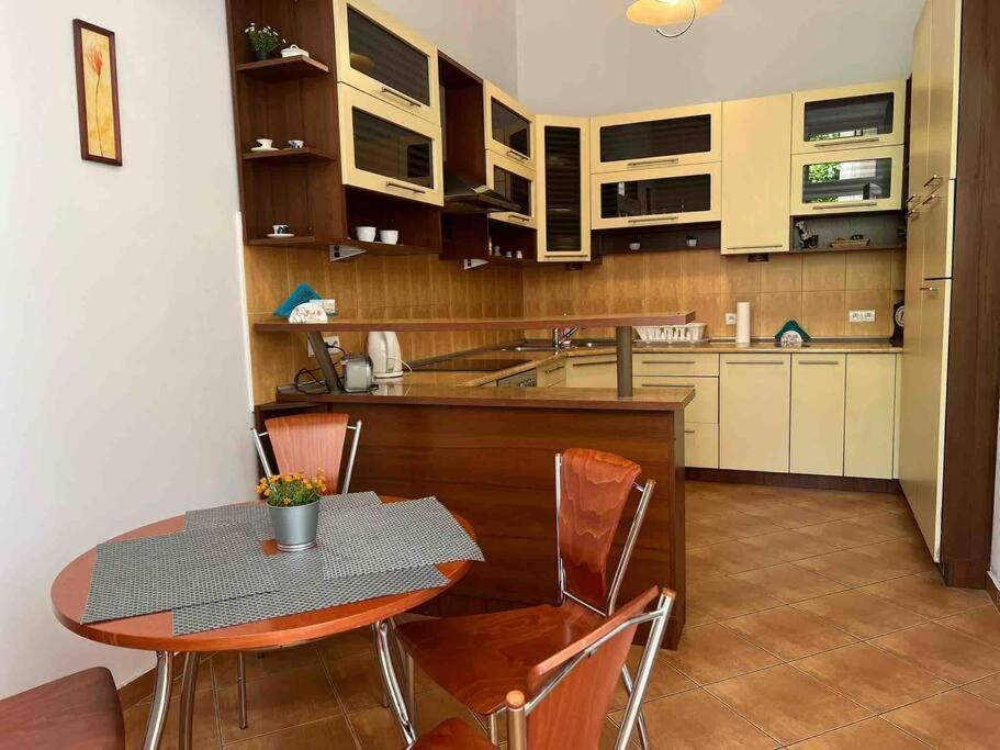 Grodzka / Apartment With Balcony Krakov Exteriér fotografie